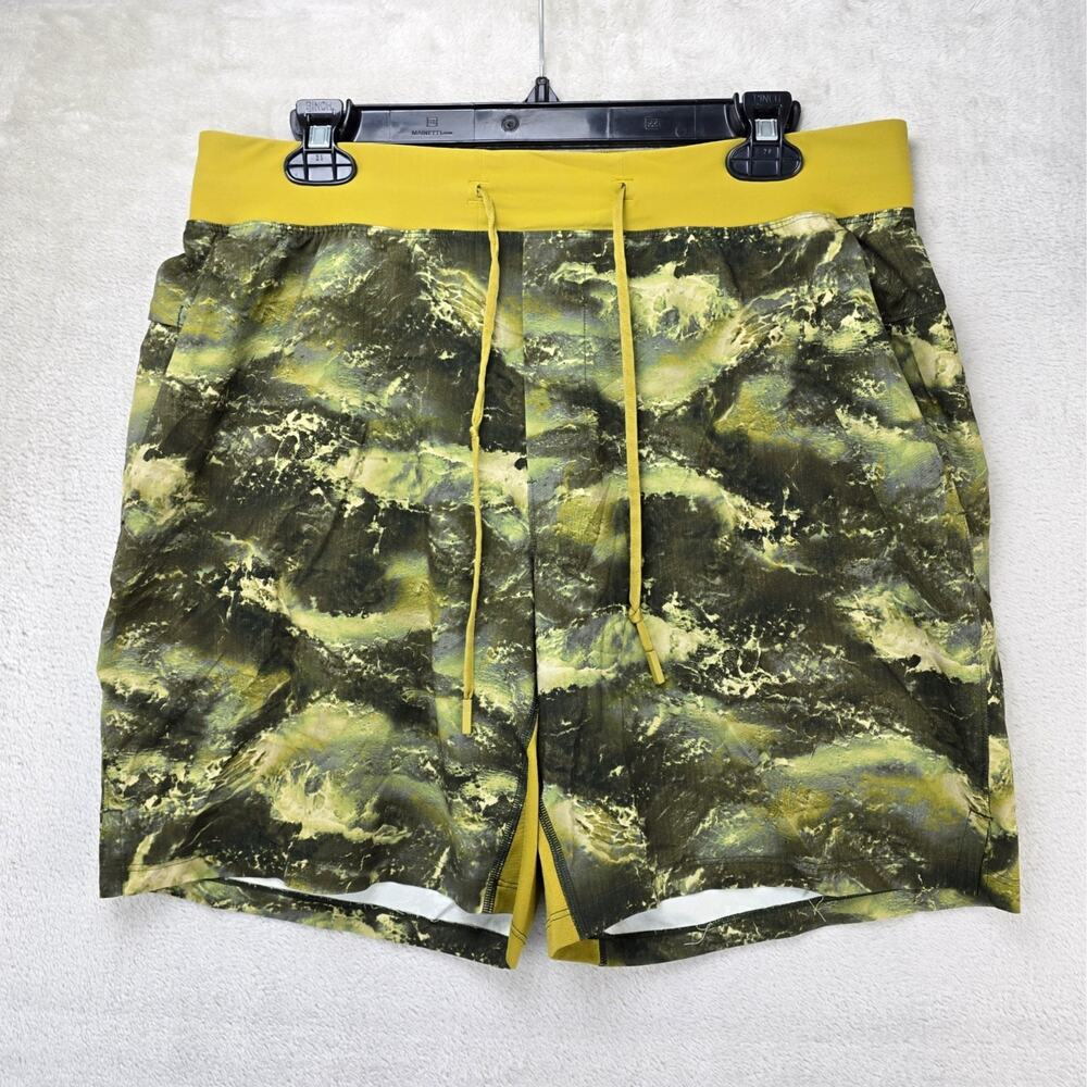 Lululemon T.H.E. Short Mens Large Linerless 7 Inseam High Dive Auric Gold Multi